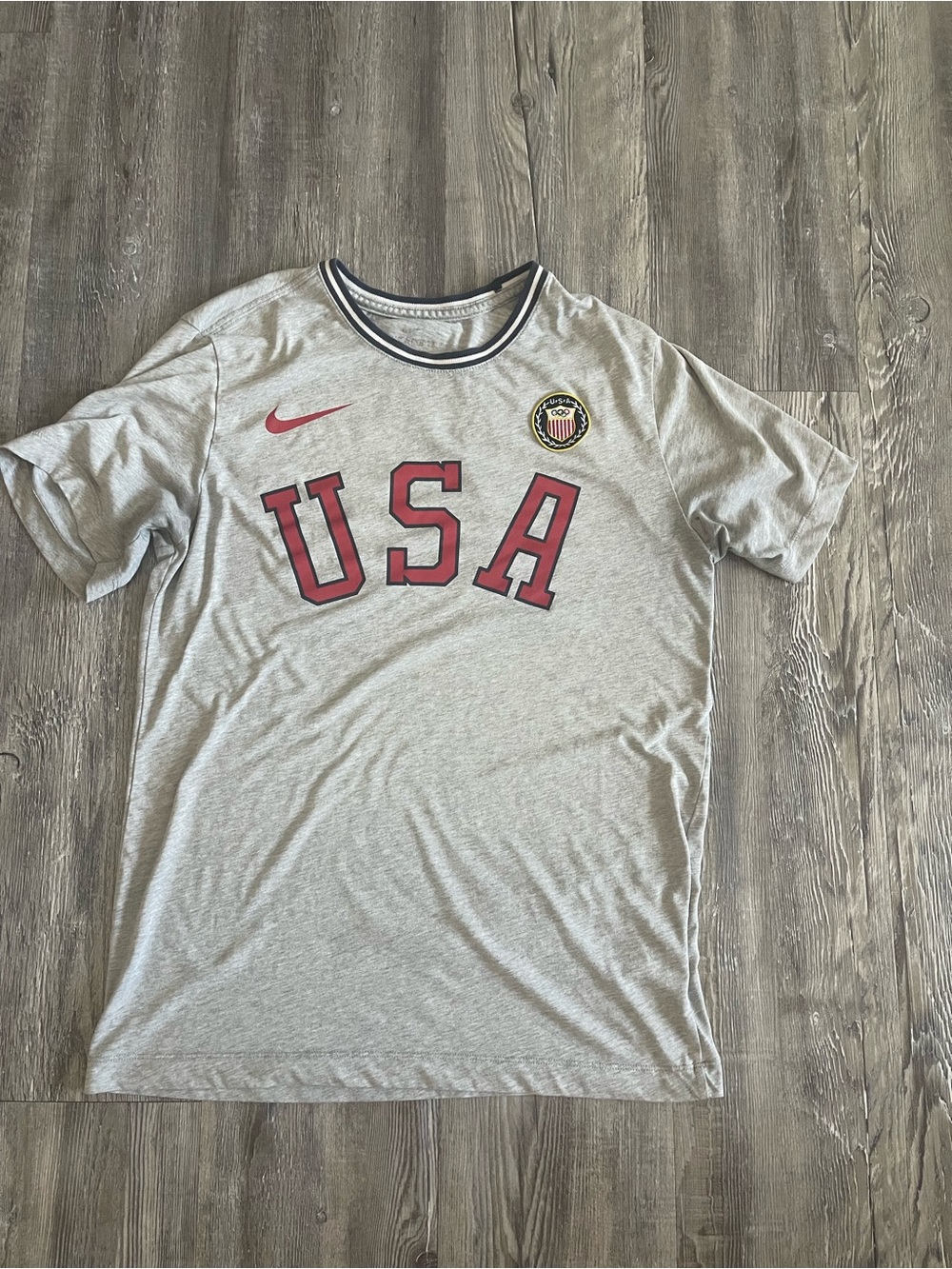 Nike USA olympics Grey shirt crewneck